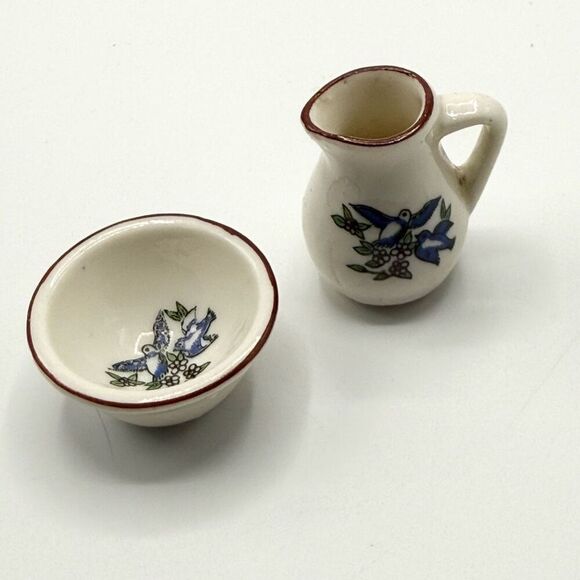 Unbranded Ceramic Vintage Dollhouse Furniture 1:12 Scale Blue Birds Teapot and T - Picture 1 of 5